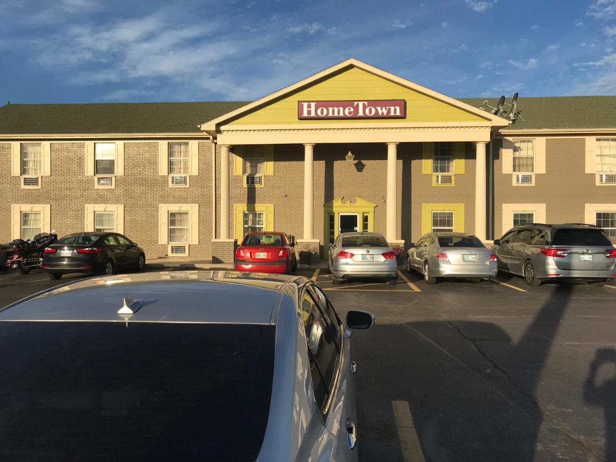 Hometown Inn & Suites Tulsa Bagian luar foto